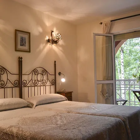 Azabache Susierra Hotel Onís