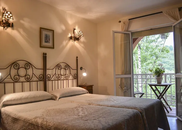 Azabache Susierra Hotel Onís